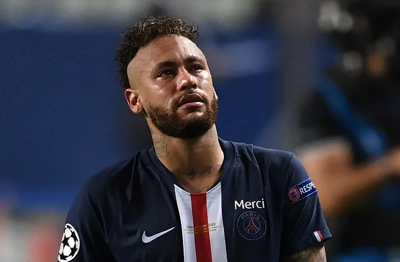 neymar giai nghe chua
